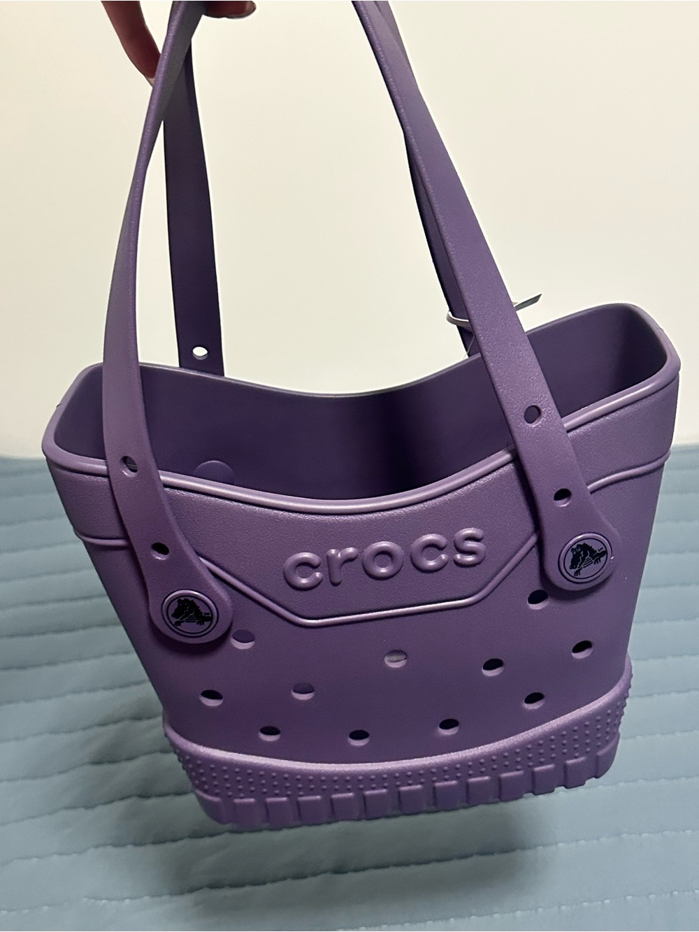 CROCS Classic Small Tote - Picture 6 of 12